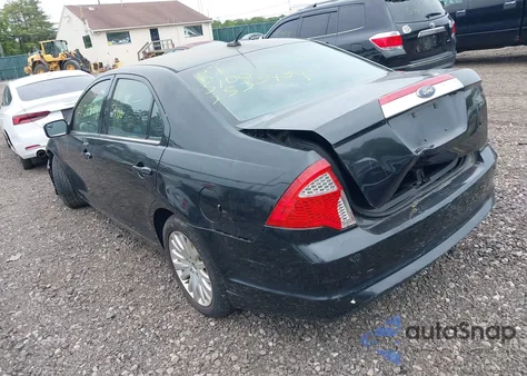 2012 Ford Fusion Hybrid z USA, uszkodzony, nr VIN 3FADP0L32CR251759